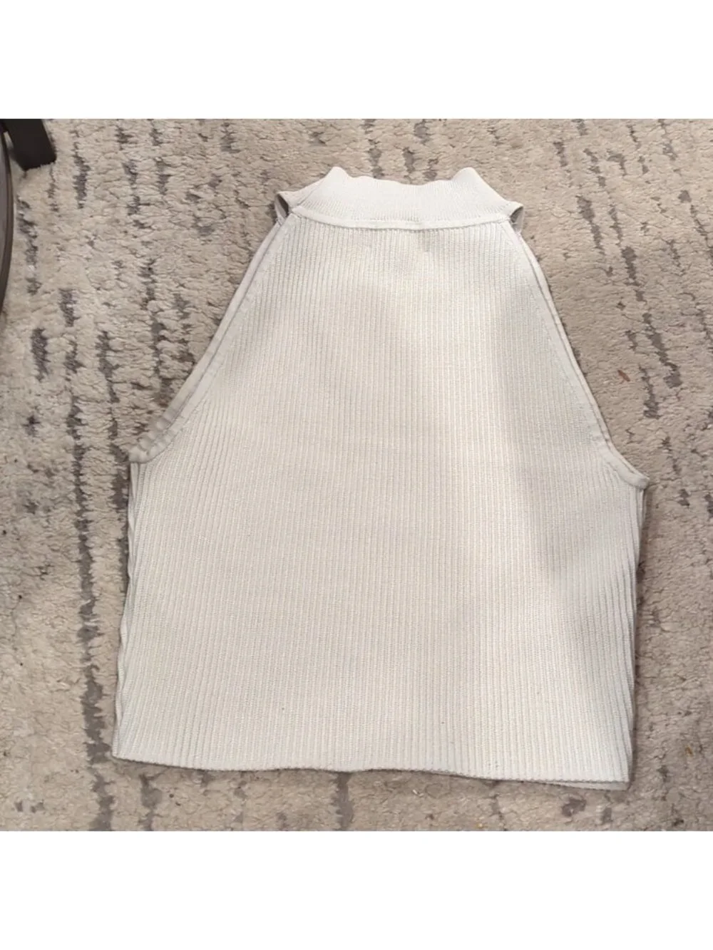 Aritzia Babaton Stefano Sculpt Knit Tank